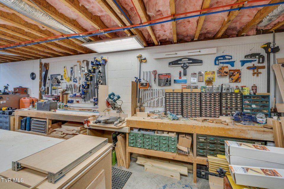 Photo #41: 1121 Wahoo Valley Road