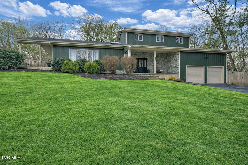 Photo #3: 149 Kingsbridge 