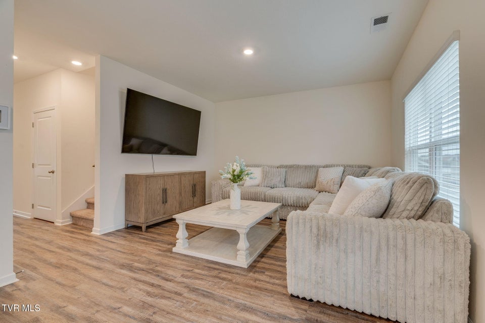 Photo #11: 146 Thistle Drive