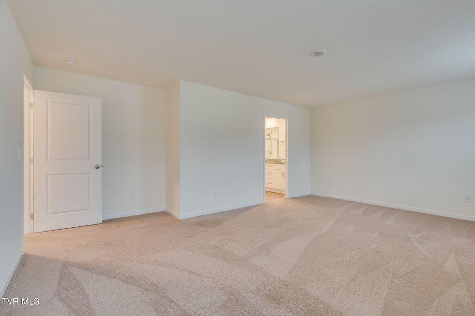 Photo #21: 146 Thistle Drive