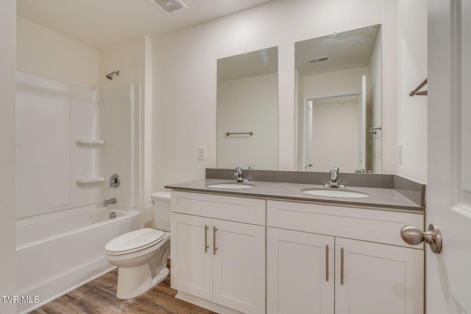 Photo #31: 146 Thistle Drive