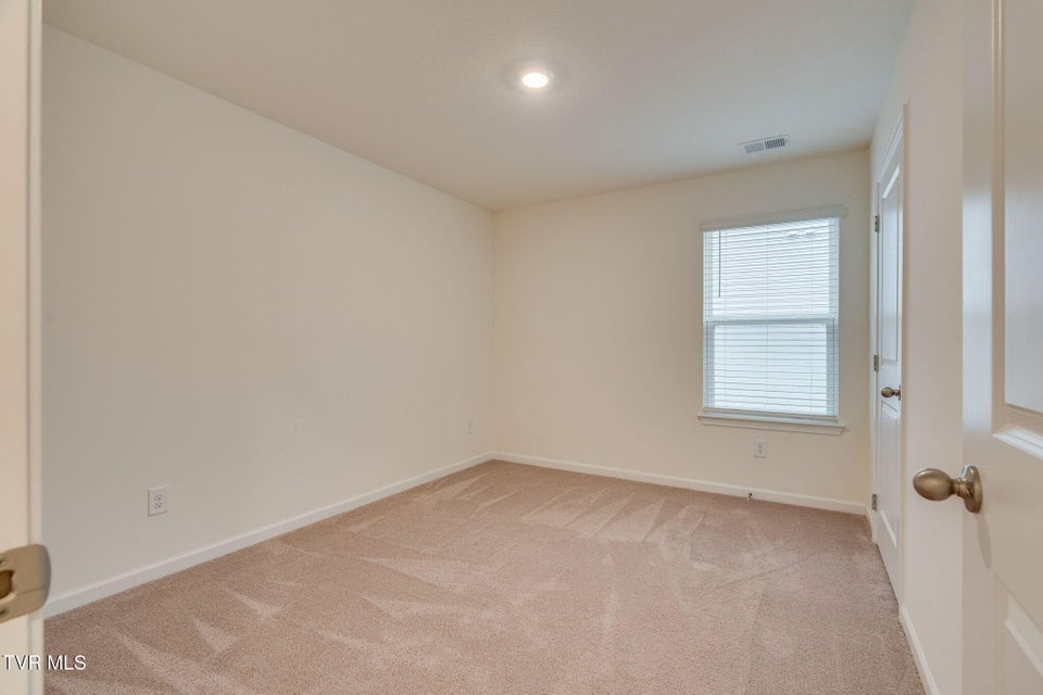 Photo #32: 146 Thistle Drive