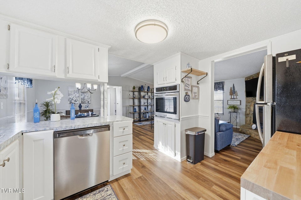 Photo #13: 281 Willis Road