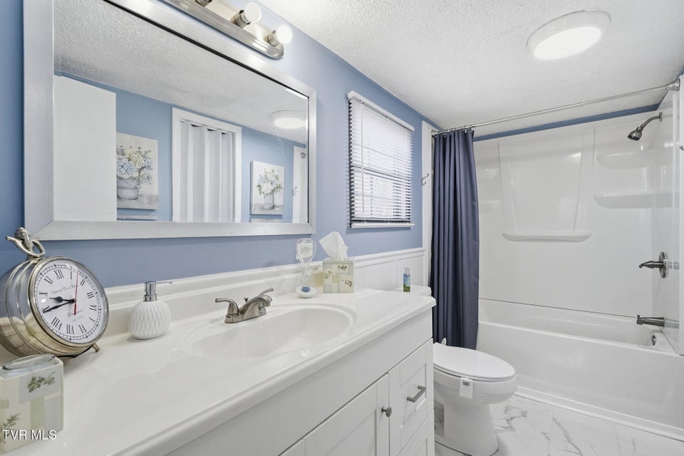 Photo #21: 281 Willis Road