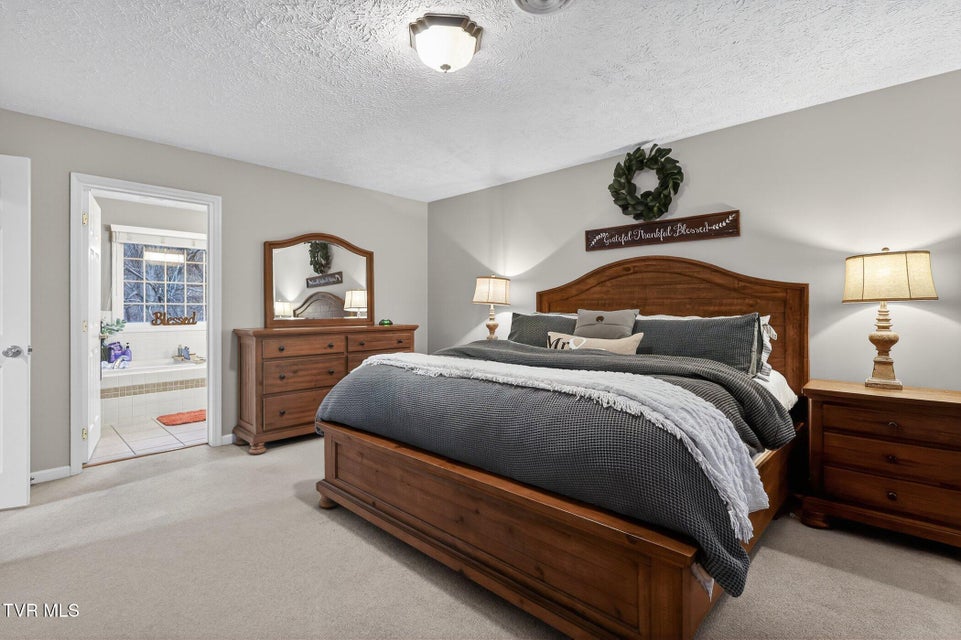 Photo #31: 45 Oak Lawn Circle