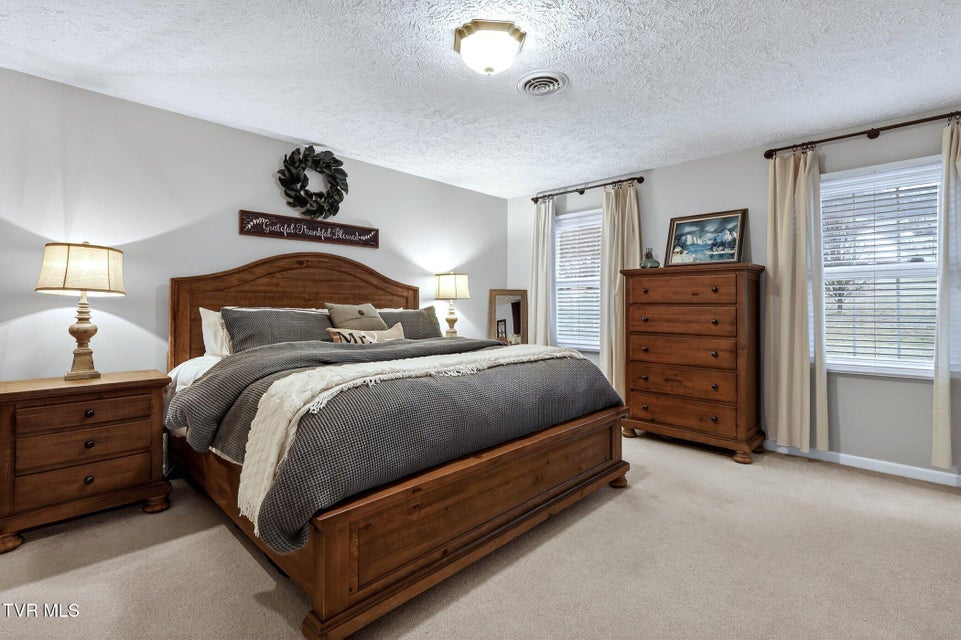 Photo #32: 45 Oak Lawn Circle