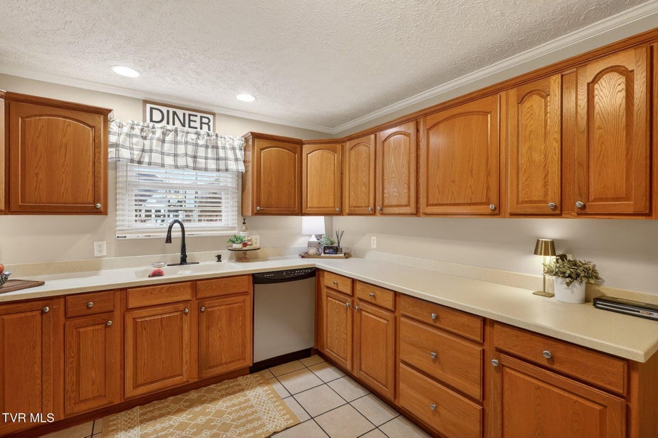 Photo #18: 45 Oak Lawn Circle