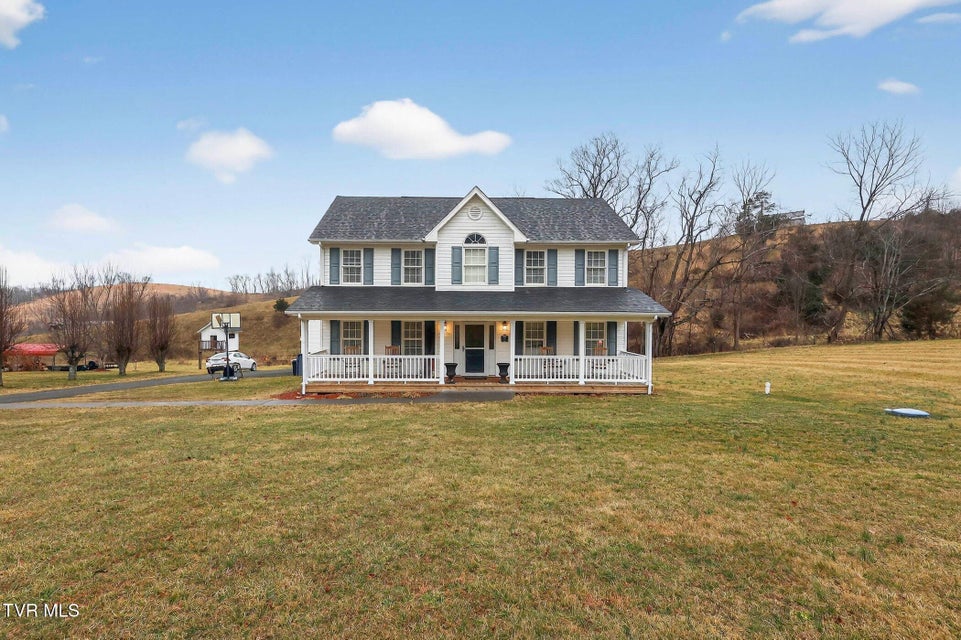 Photo #2: 45 Oak Lawn Circle