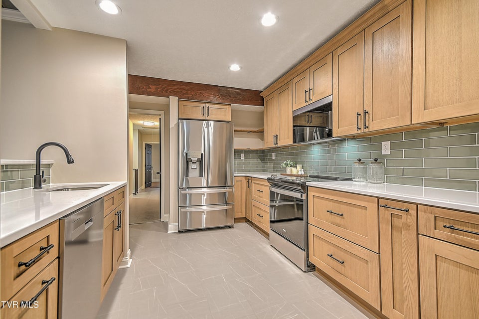 Photo #12: 151 Milligan Street