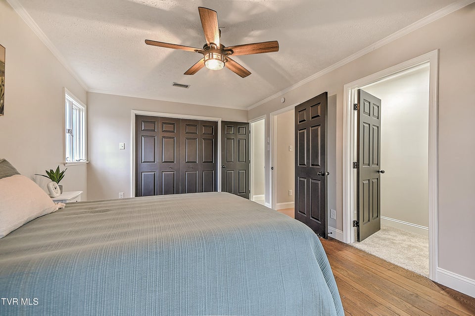 Photo #20: 151 Milligan Street