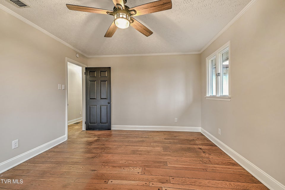 Photo #30: 151 Milligan Street