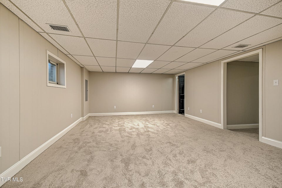 Photo #39: 151 Milligan Street