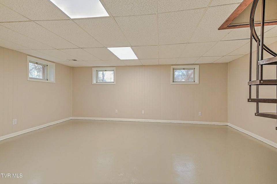 Photo #35: 151 Milligan Street