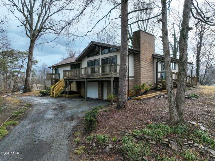 Photo #3: 151 Milligan Street