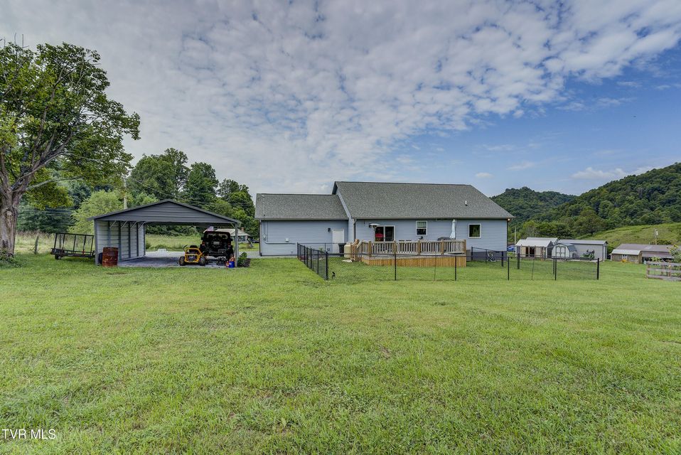 Photo #33: 133 Ug Buckles Road