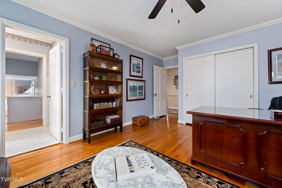 Photo #51: 5 Llewellyn Wood 