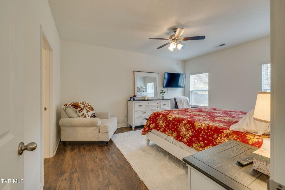 Photo #20: 624 Barley Loop