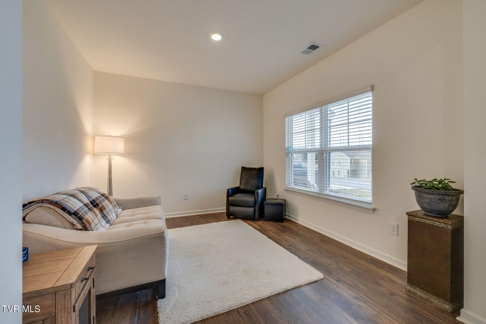 Photo #17: 624 Barley Loop