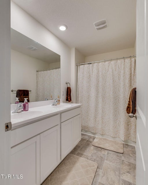 Photo #34: 624 Barley Loop