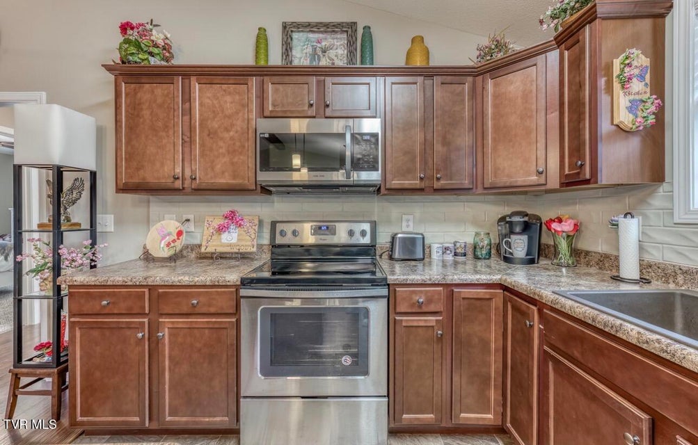 Photo #19: 14 Kenzee Place