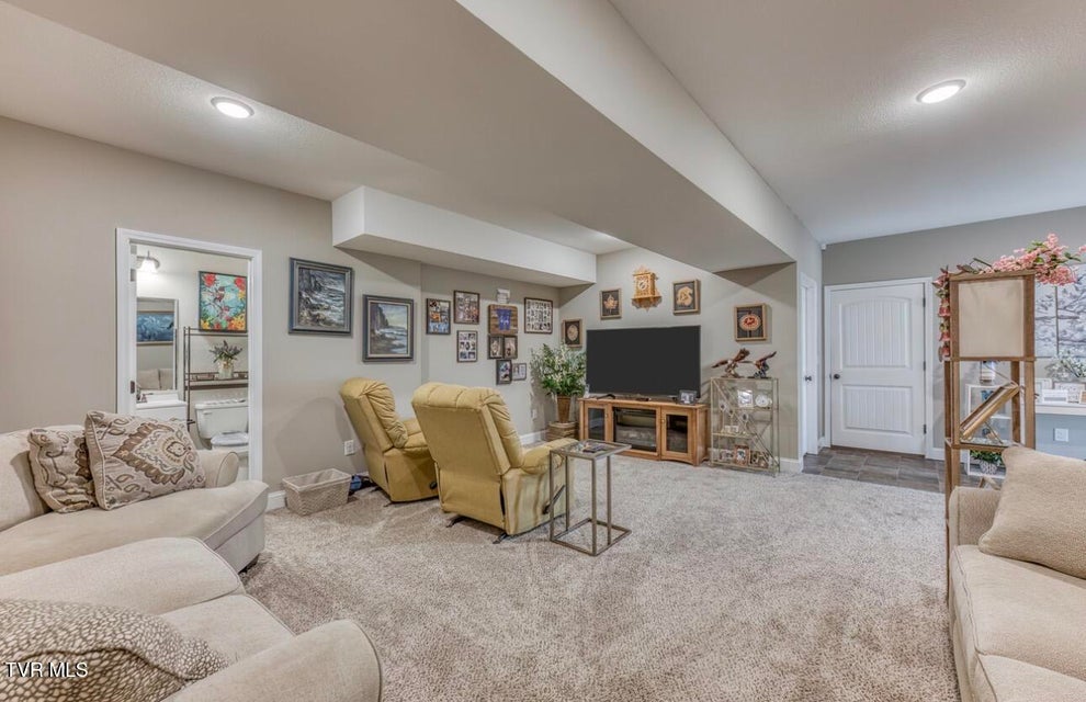 Photo #35: 14 Kenzee Place