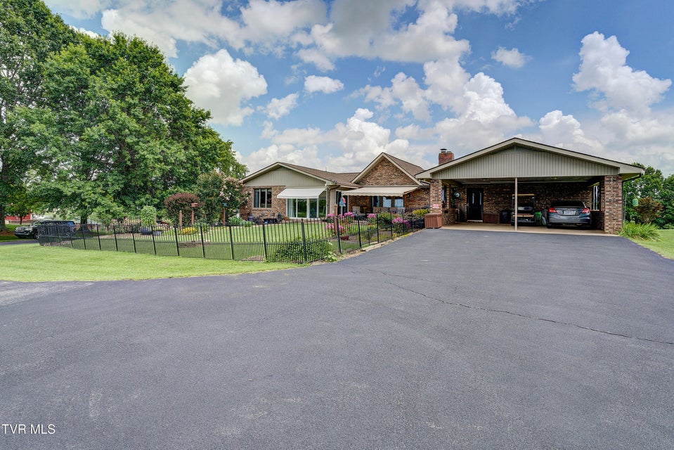 Photo #43: 122 Paynetown Road