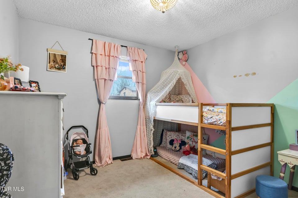 Photo #15: 935 Ragle Street