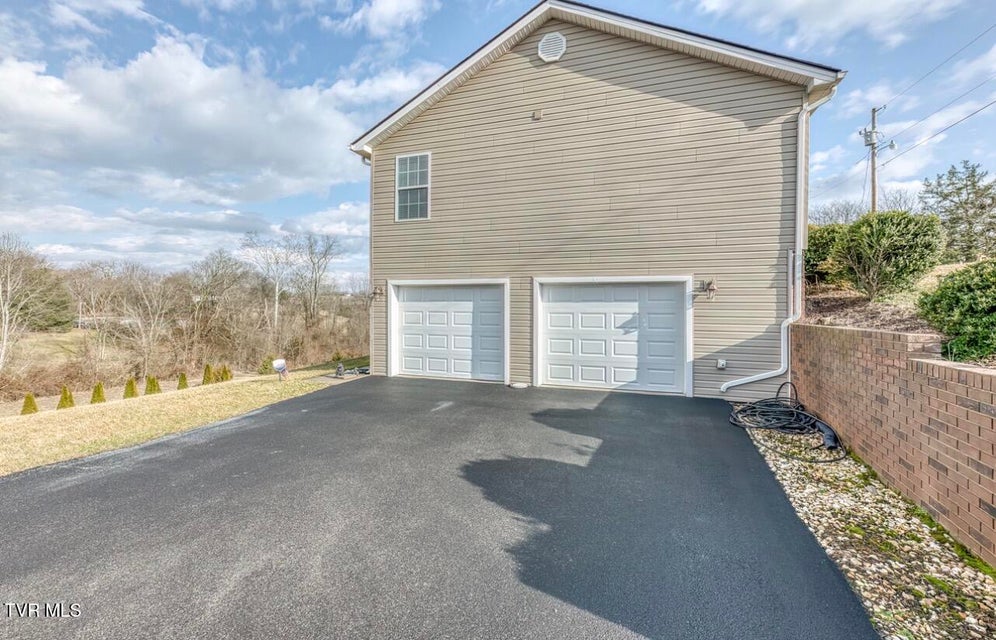 Photo #45: 14 Kenzee Place