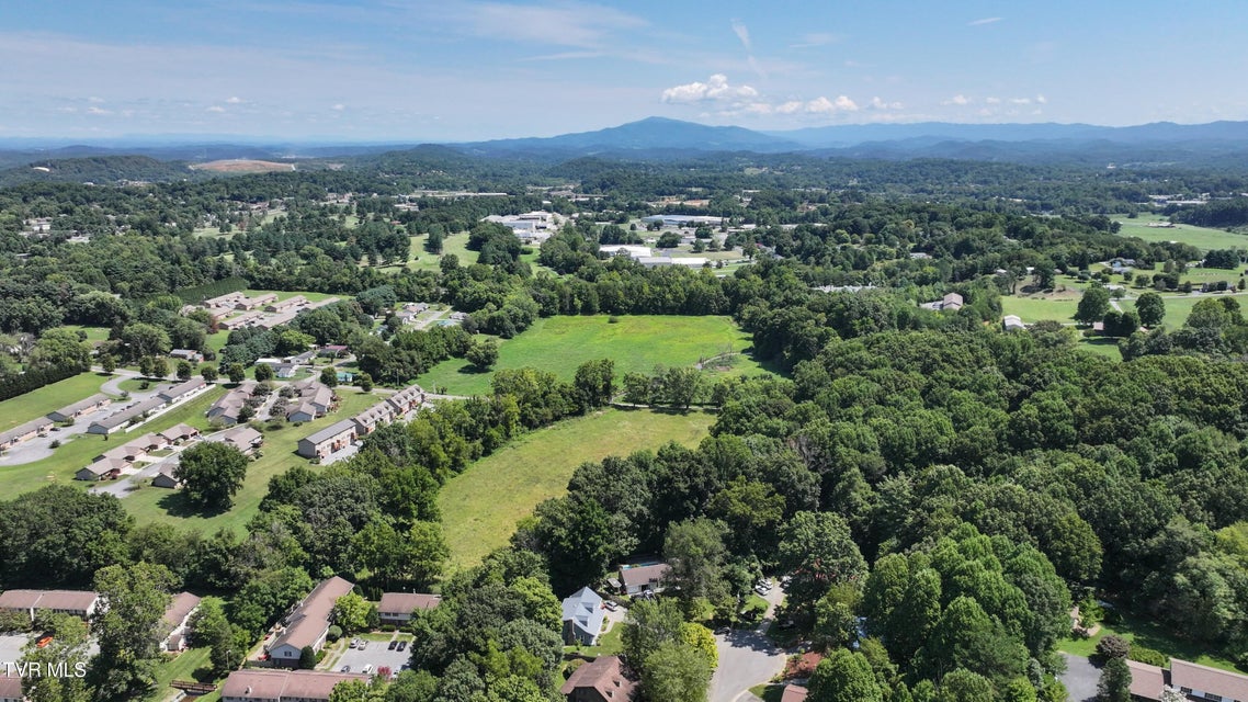 Photo #25: 3 Overlook Court
