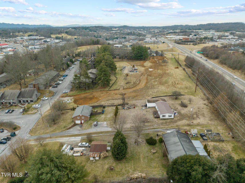 Photo #18: 3201 1/2 Lyndall Street