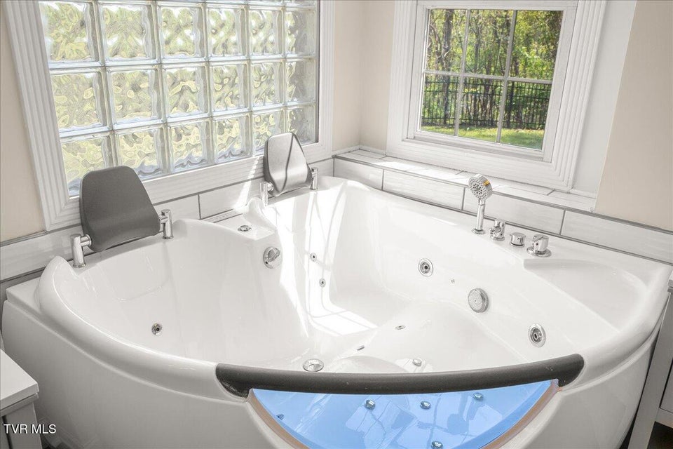 Photo #25: 264 Allison Cove Trail