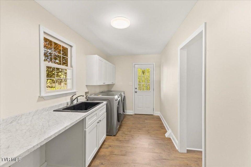 Photo #34: 264 Allison Cove Trail