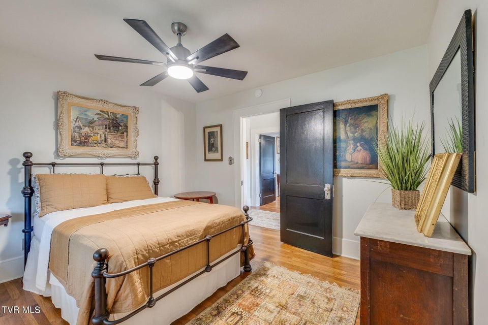 Photo #24: 604 Bravo Street