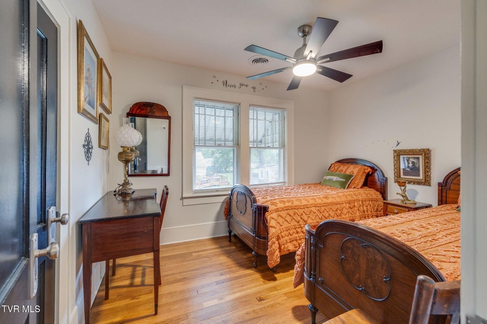 Photo #29: 604 Bravo Street