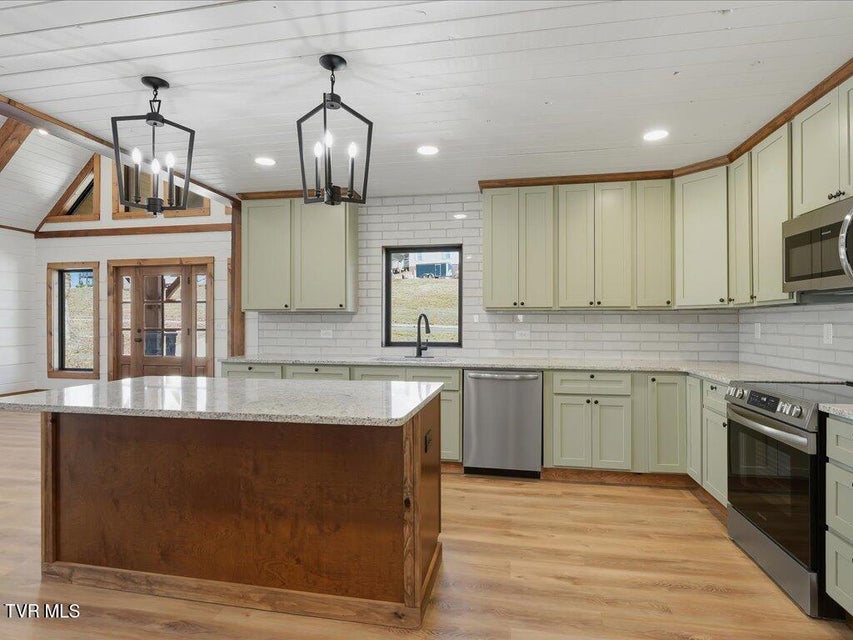 Photo #4: 248 Cherokee Cove