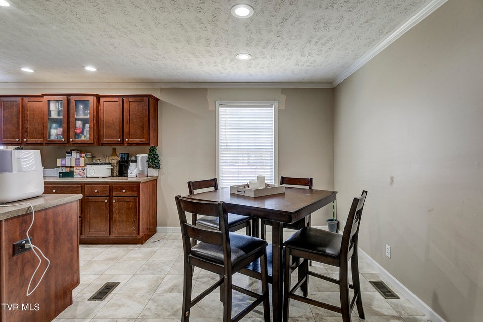 Photo #7: 918 Hopson Street