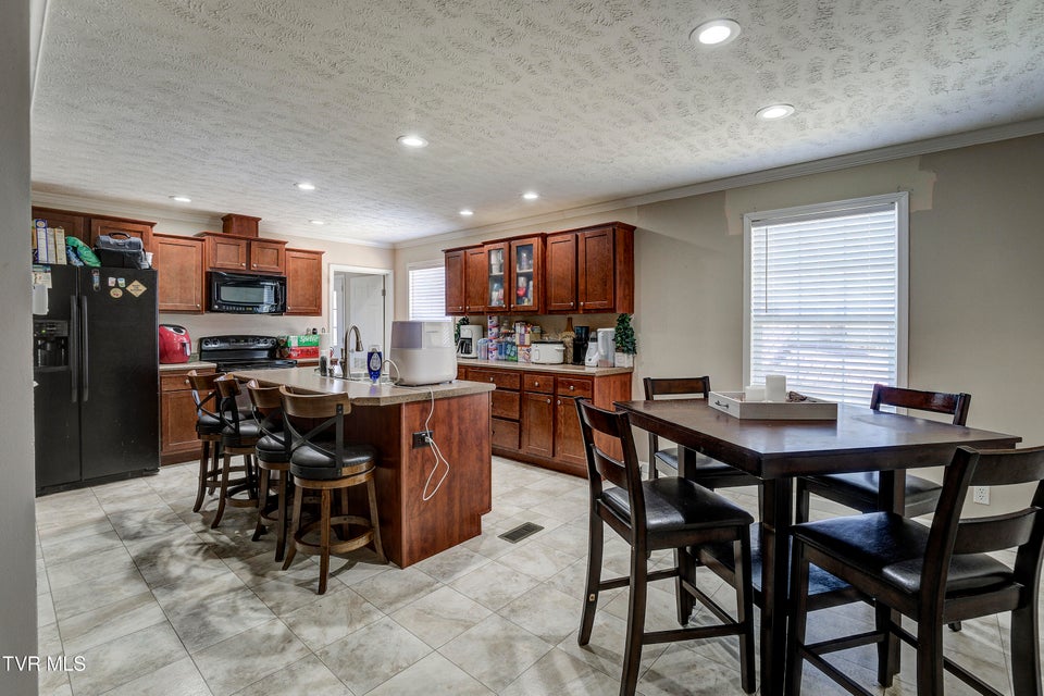 Photo #8: 918 Hopson Street