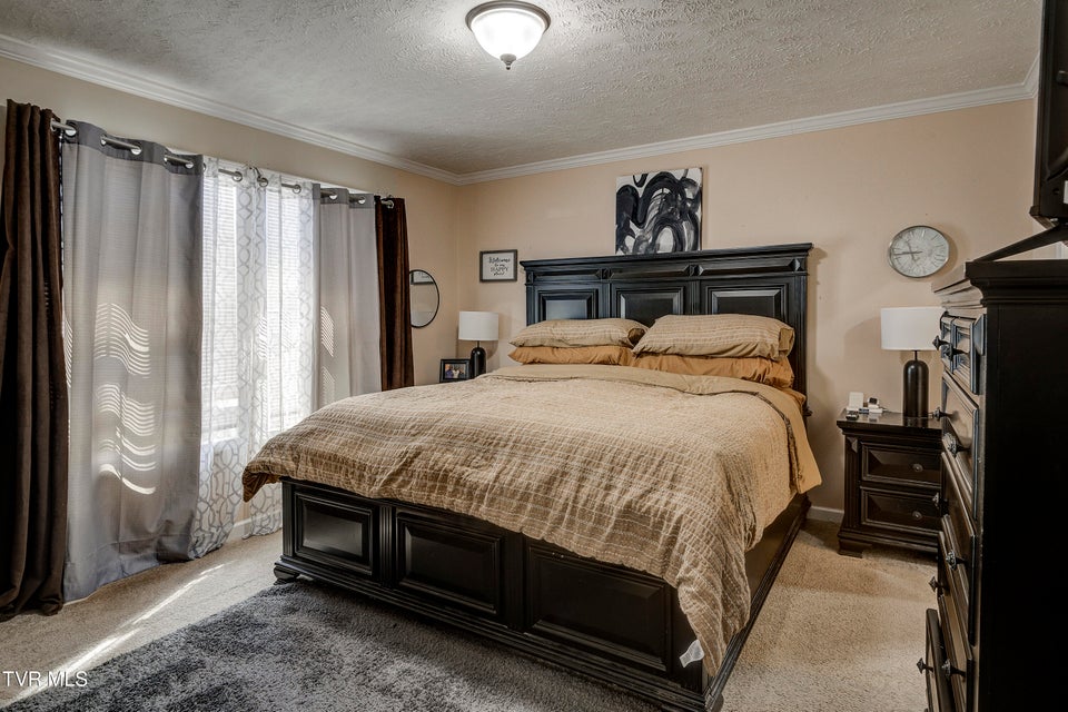 Photo #16: 918 Hopson Street