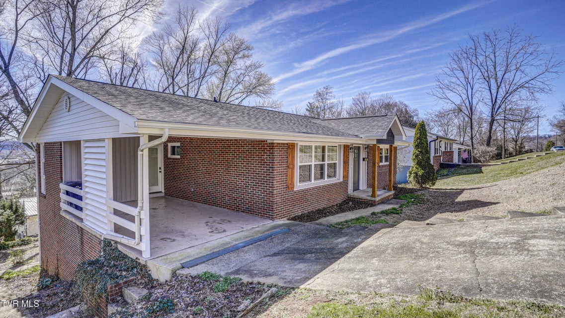 Photo #4: 545 Bays View Road