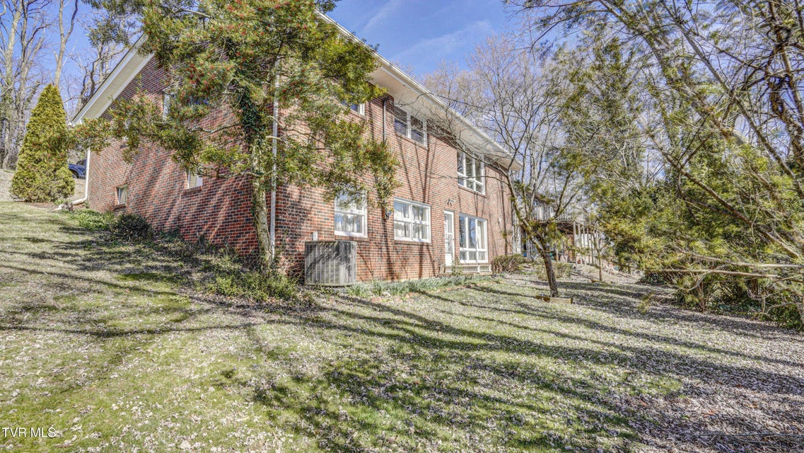 Photo #9: 545 Bays View Road