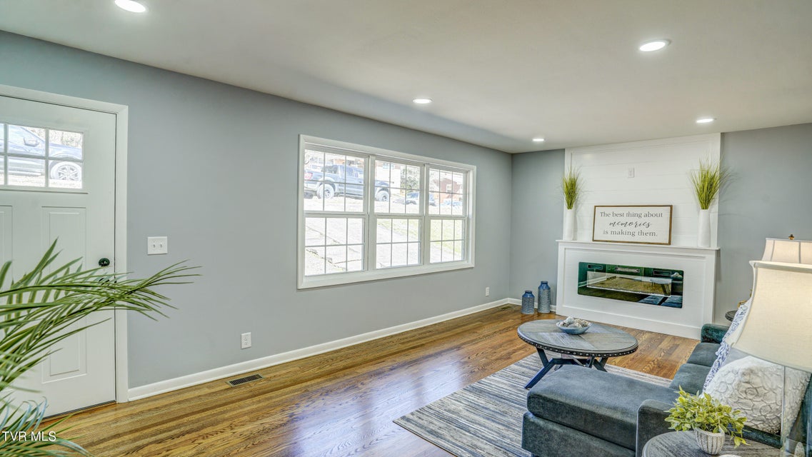 Photo #12: 545 Bays View Road