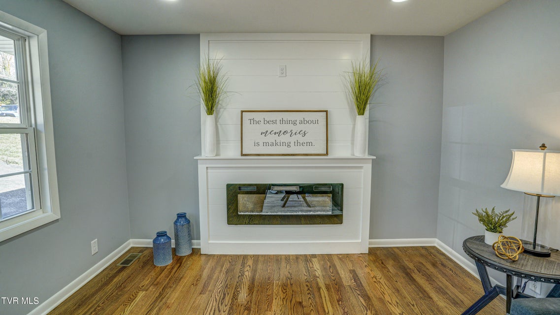 Photo #15: 545 Bays View Road