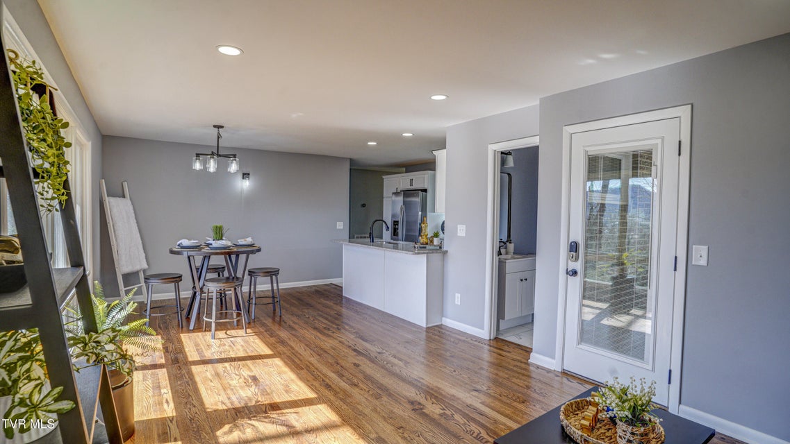 Photo #22: 545 Bays View Road