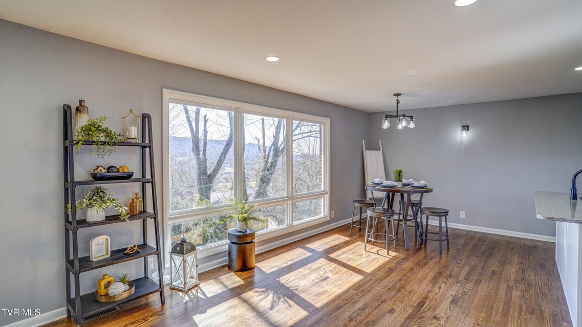 Photo #23: 545 Bays View Road