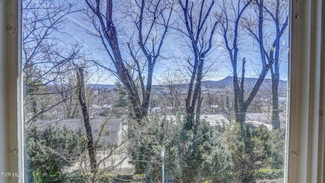 Photo #25: 545 Bays View Road