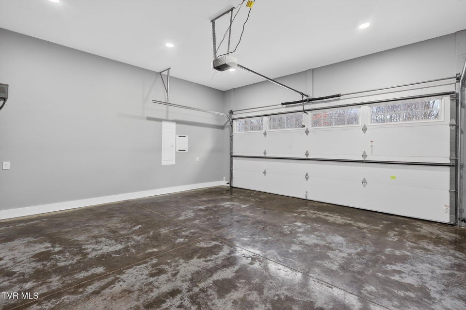 Photo #16: 178 Woodland Circle