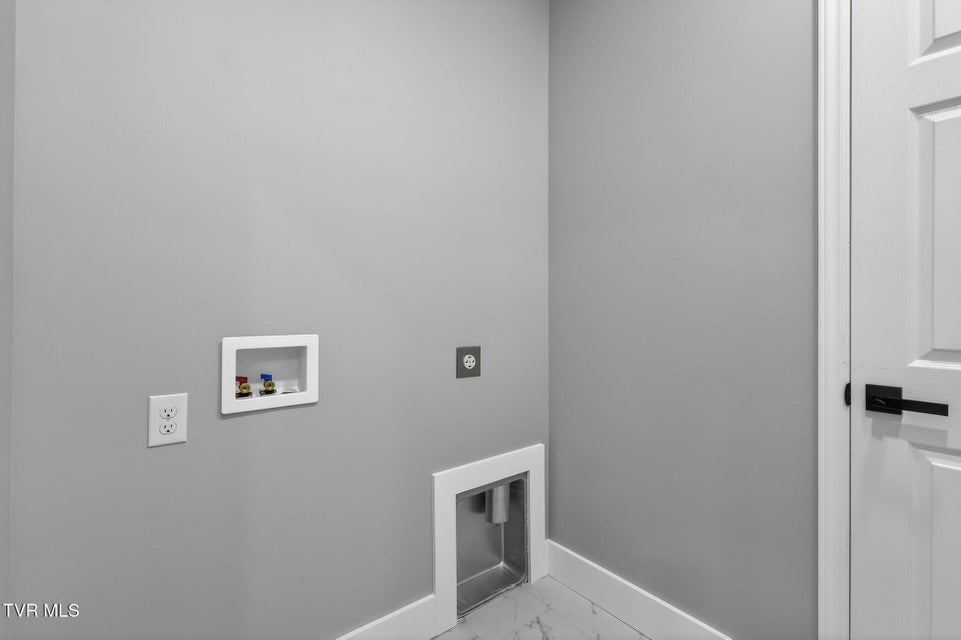 Photo #15: 178 Woodland Circle