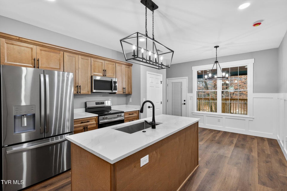 Photo #6: 178 Woodland Circle