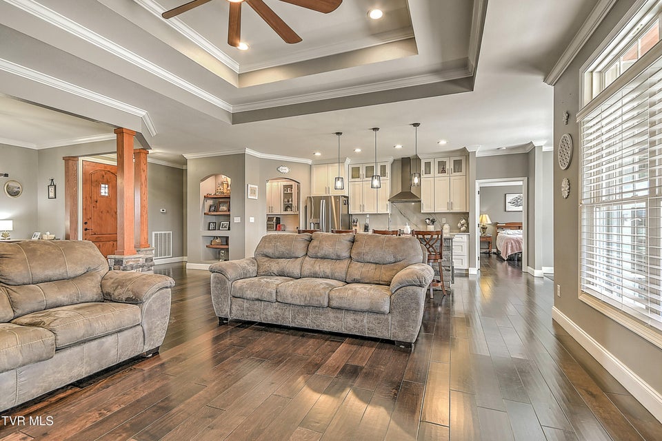 Photo #10: 306 Saddle Ridge Court