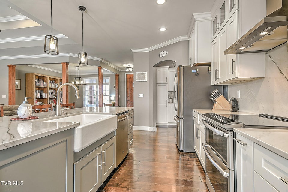 Photo #8: 306 Saddle Ridge Court